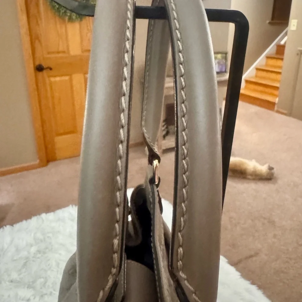 Gucci Gray / Taupe Monogram Pleated Hobo with Gold Hardware - Picture 6 of 14